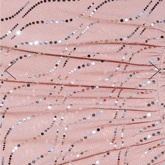 NWT Hello Molly ‘Like a Genie’ blush shimmer crop top, size L - Picture 3 of 3